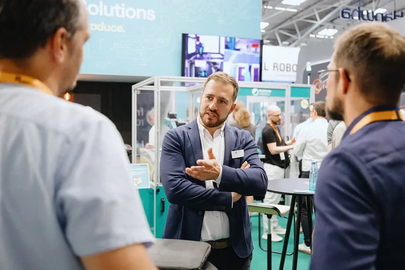 fruitcore_messe_kundengespraech
