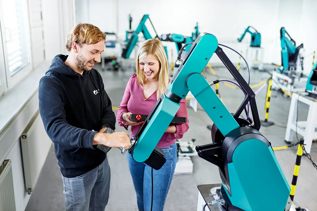 fruitcore-robotics-unternehmen-meilensteine-academy